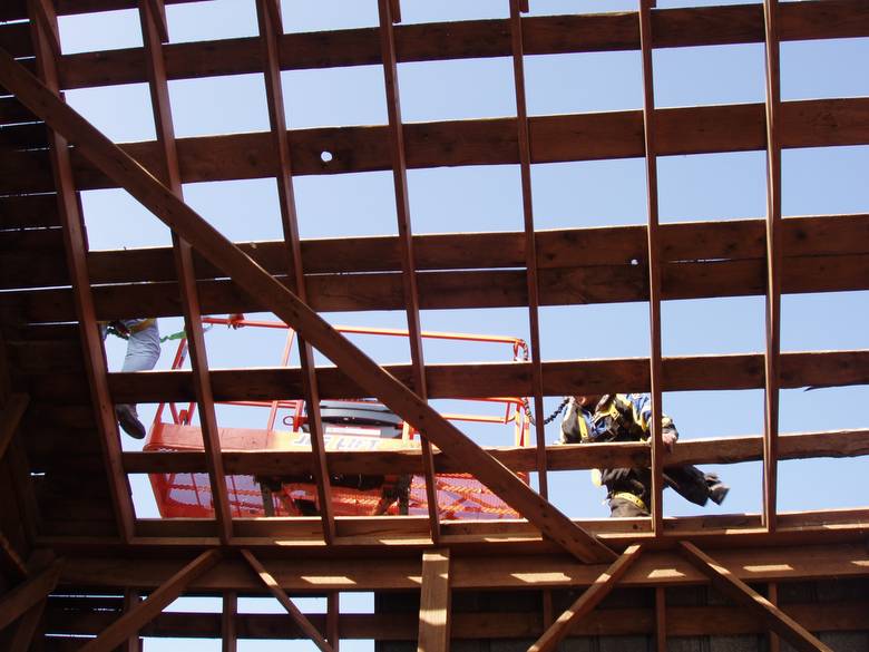 Wray Barn Dismantle / Removing the roof boards